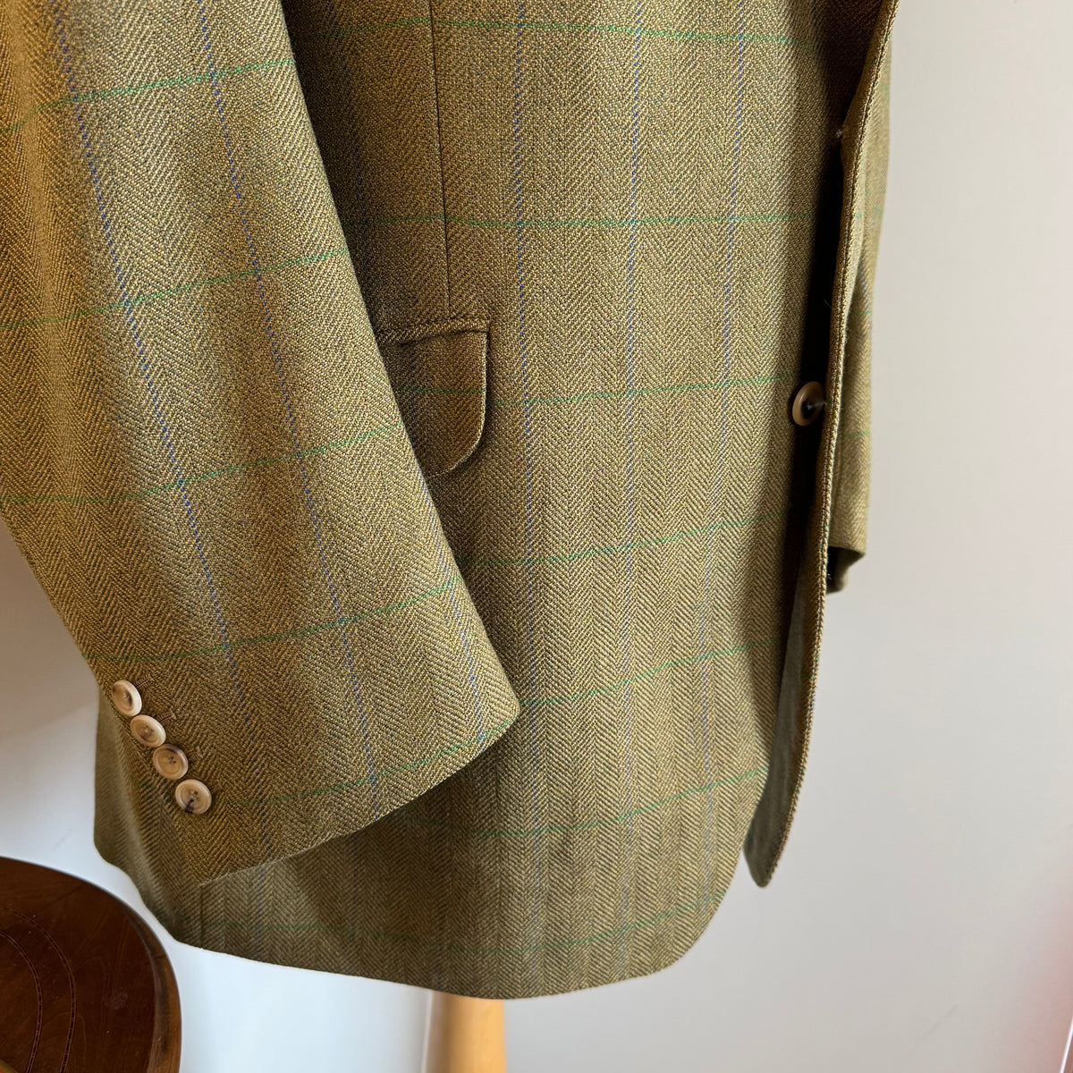 Wells Savile Row Bespoke 1999 Tweed Sports Jacket 44”L