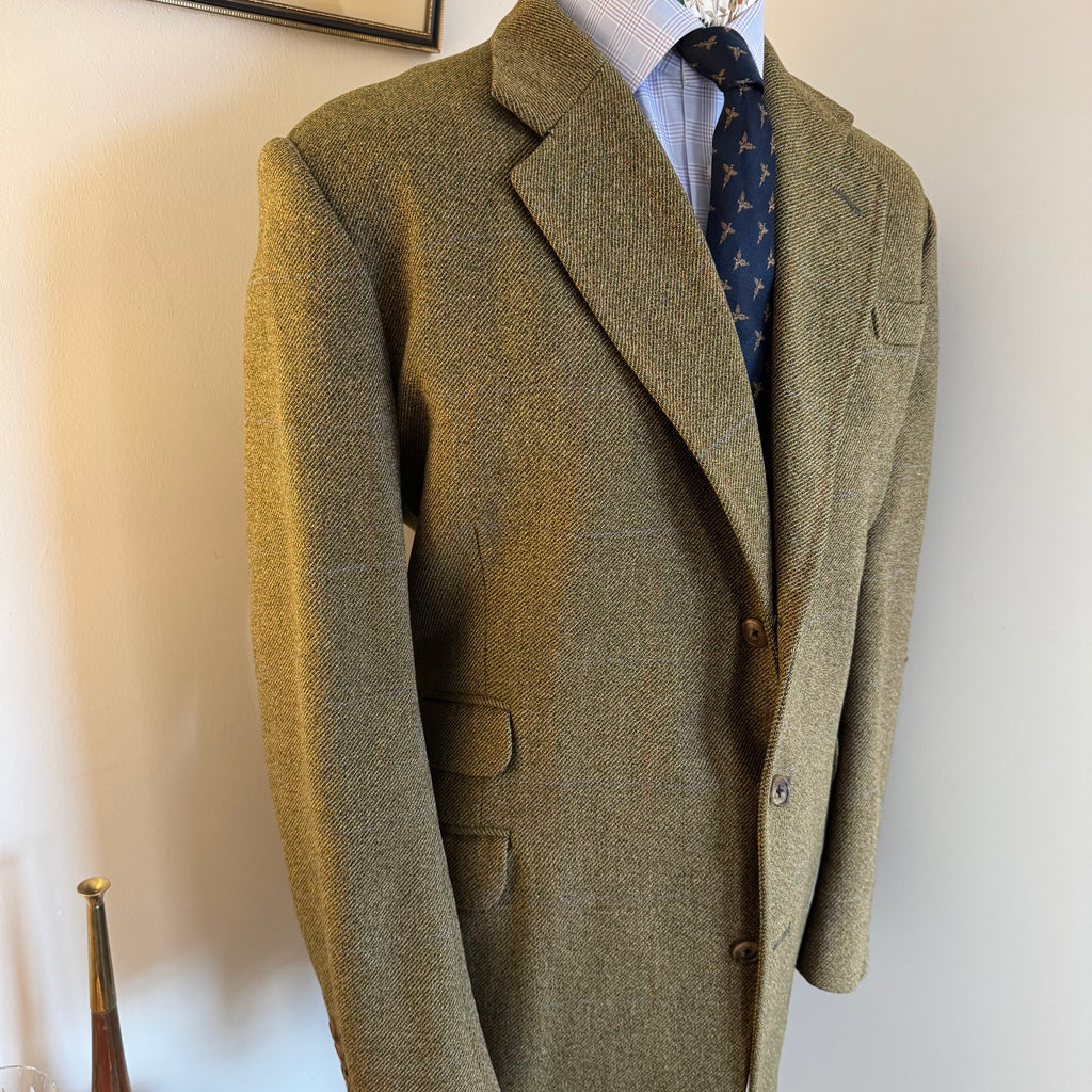 Wells Savile Row Bespoke Tweed Suit 44"L 40"L