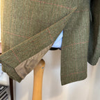 P&J. Haggart of Aberfeldy Tweed Sports Jacket 44”L