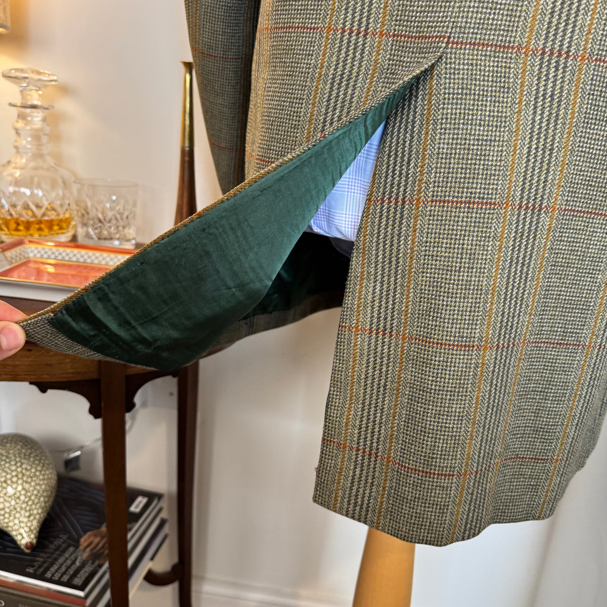 Couch & Hoskin Savile Row Bespoke Russell Tweed Sports Jacket 44”L
