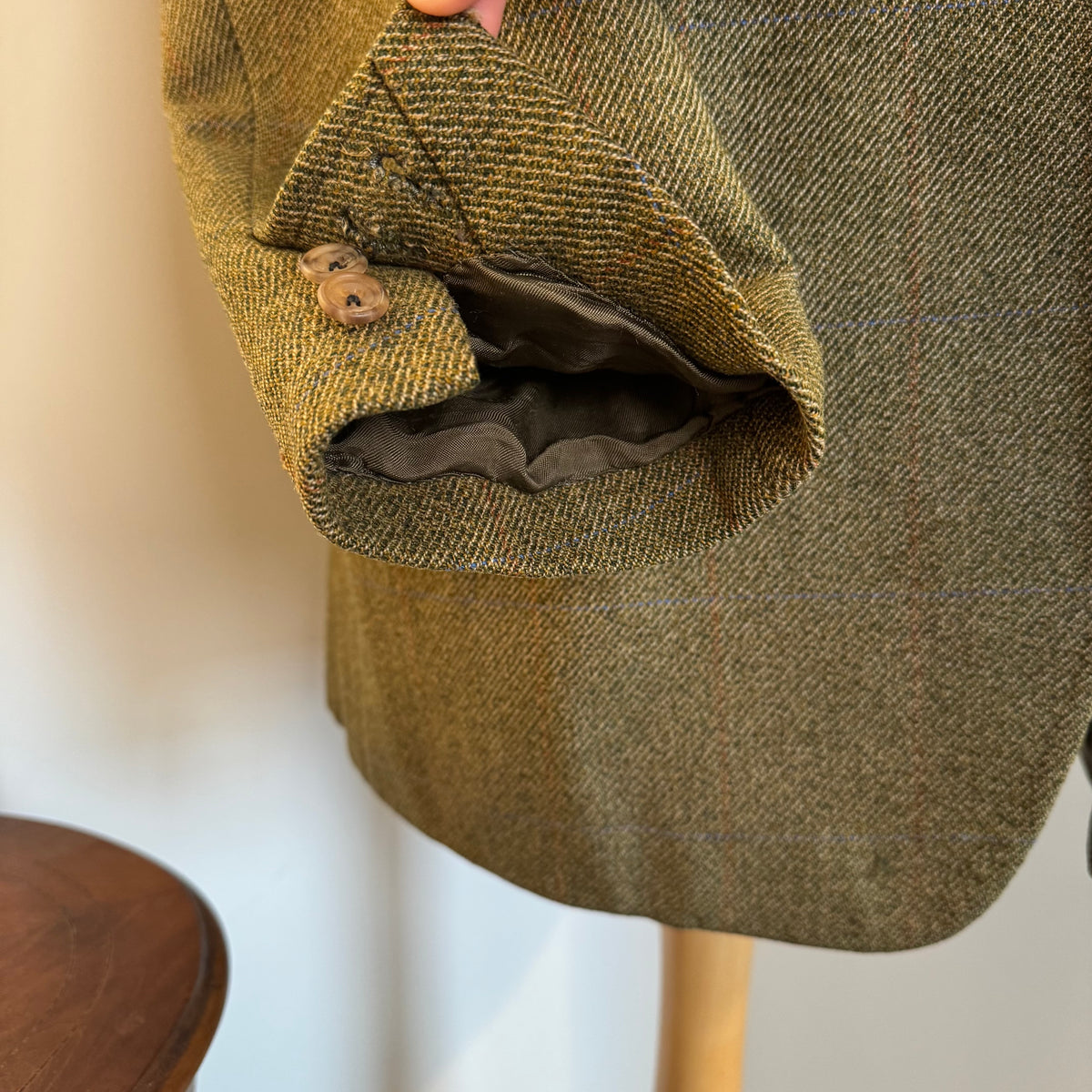 Wells Savile Row Bespoke Tweed Suit 44"L 40"L