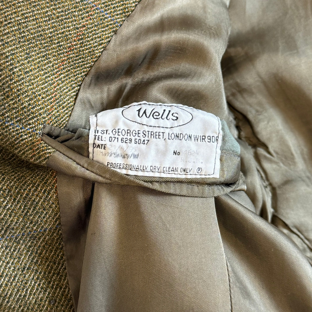 Wells Savile Row Bespoke Tweed Suit 44"L 40"L