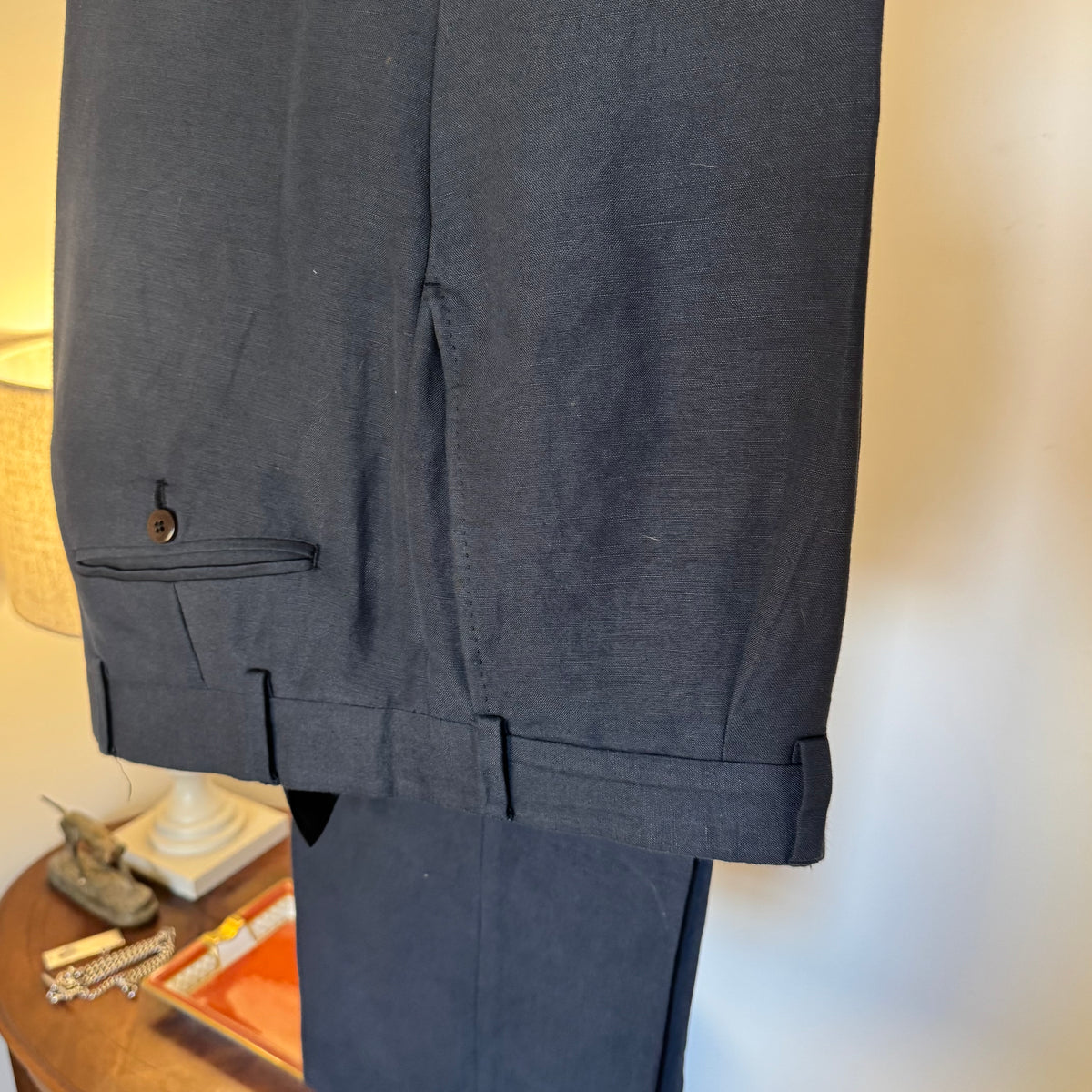 Gieves & Hawkes Linen suit 44”R 36"R