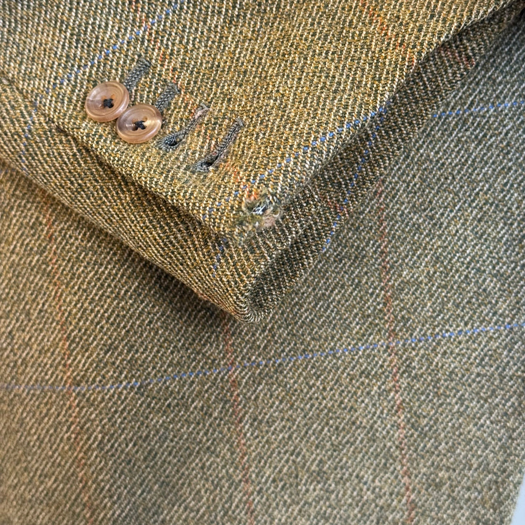 Wells Savile Row Bespoke Tweed Suit 44"L 40"L