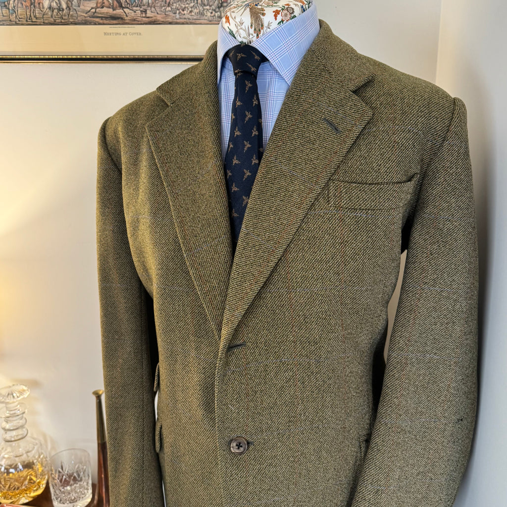 Wells Savile Row Bespoke Tweed Suit 44"L 40"L