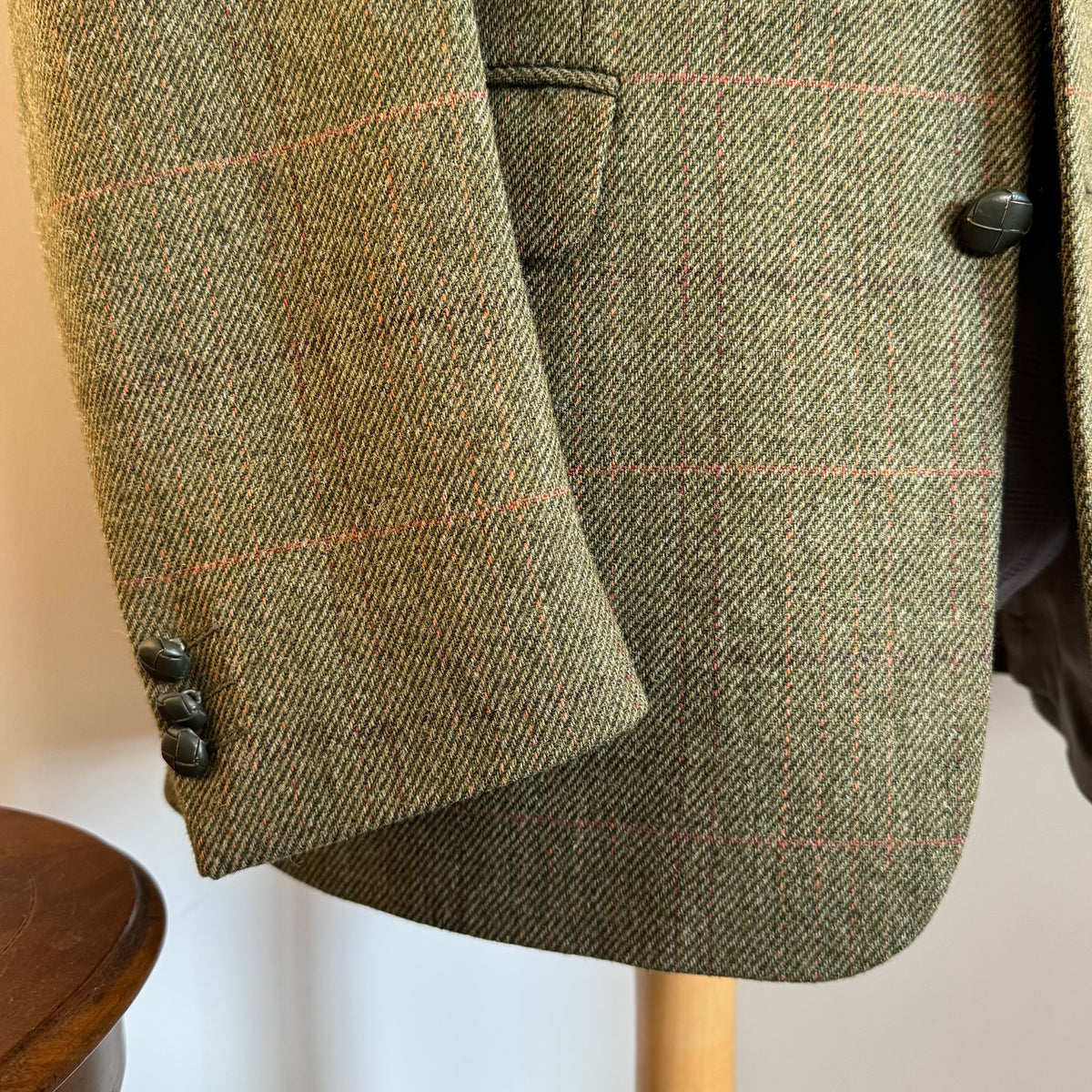P&J. Haggart of Aberfeldy Tweed Sports Jacket 44”L