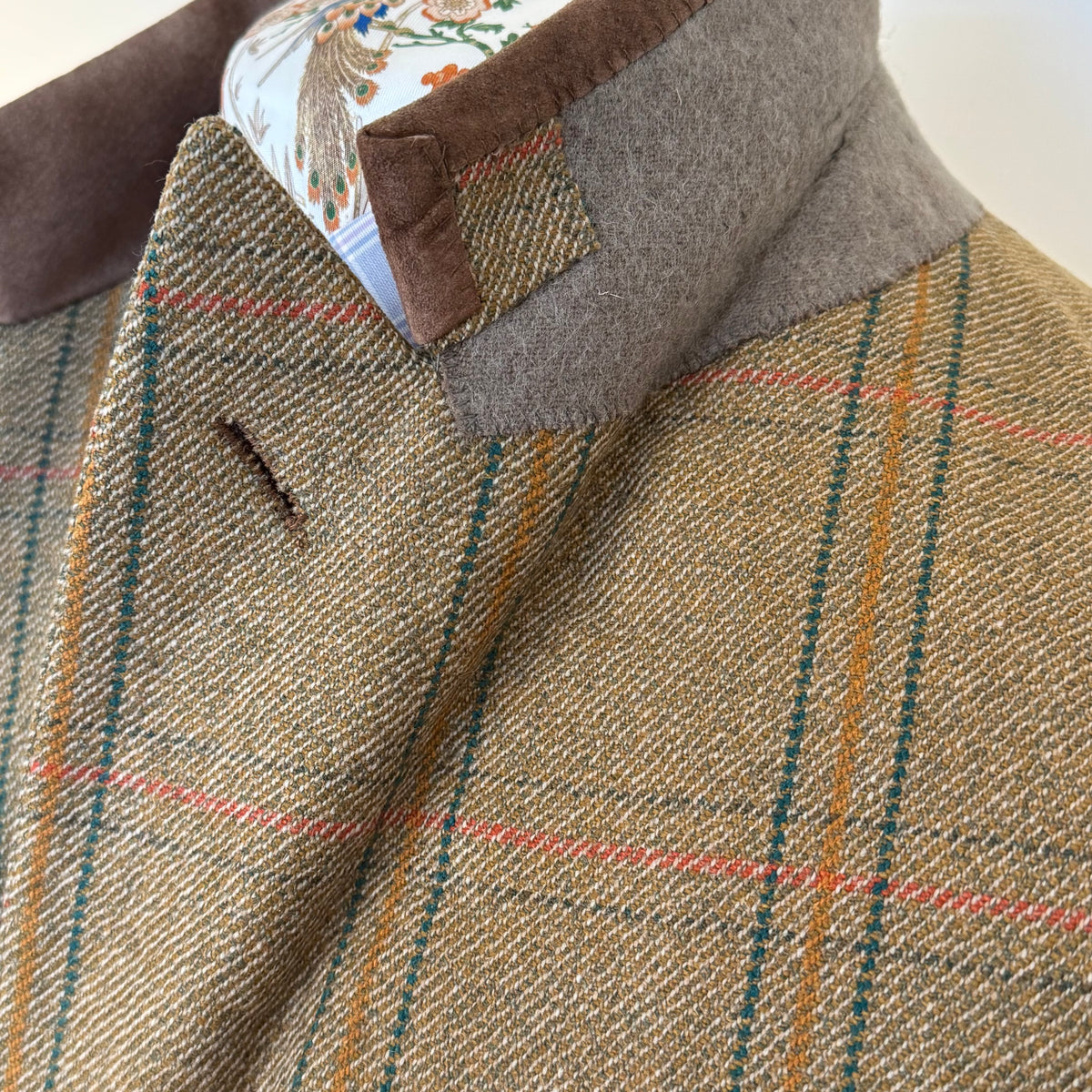 Tom Brown Savile Row Bespoke Tweed Shooting Suit 44”R 36”R