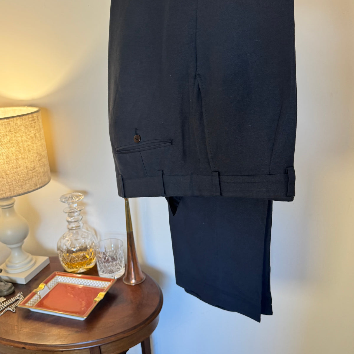 Gieves & Hawkes Linen suit 44”R 36"R