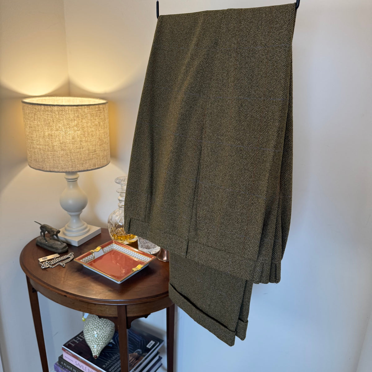 Wells Savile Row Bespoke Tweed Suit 44"L 40"L