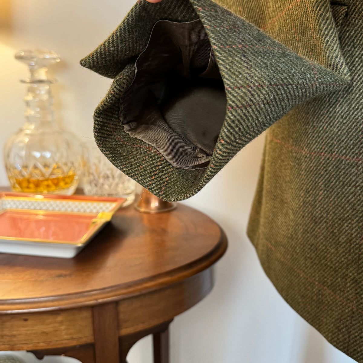 P&J. Haggart of Aberfeldy Tweed Sports Jacket 44”L