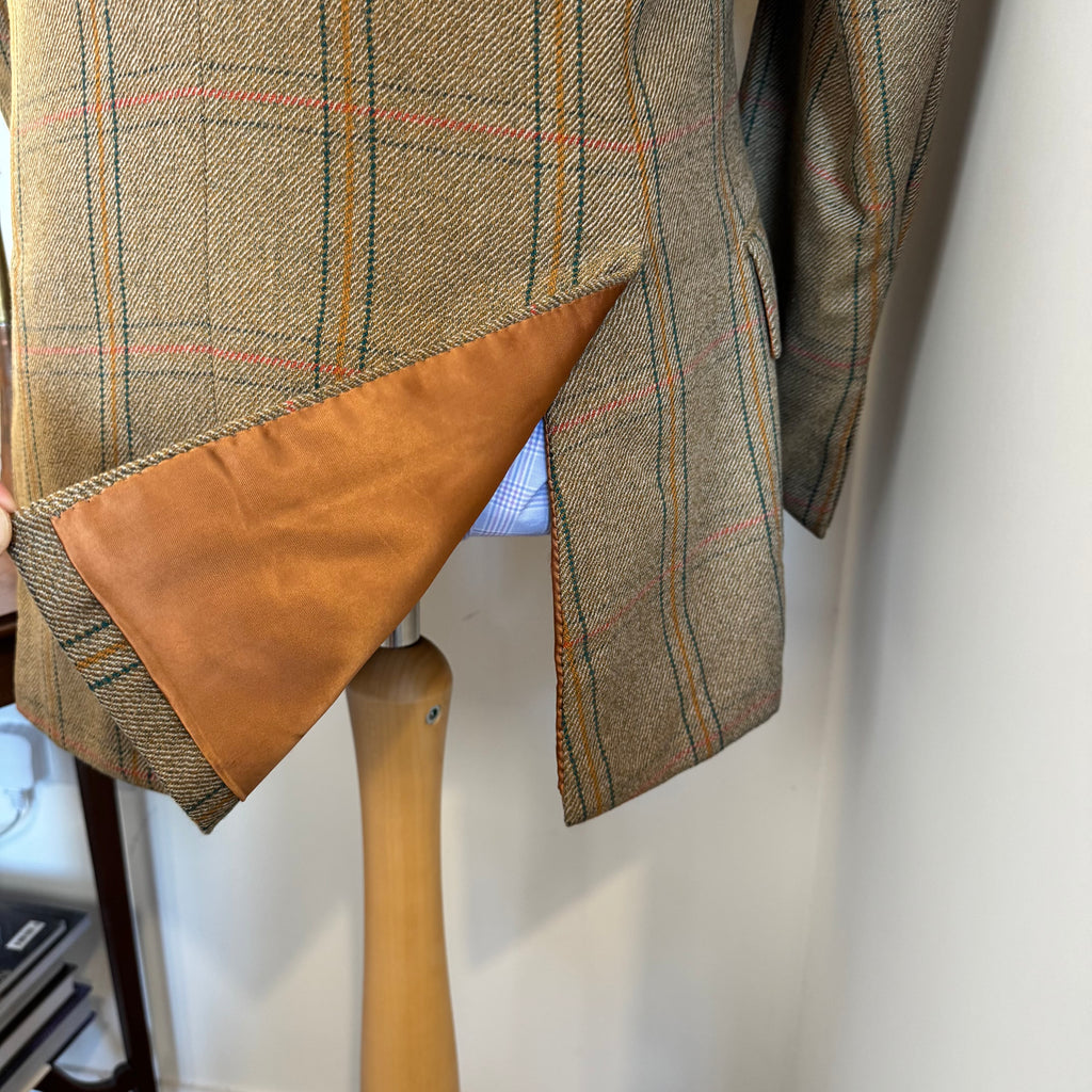 Tom Brown Savile Row Bespoke Tweed Shooting Suit 44”R 36”R