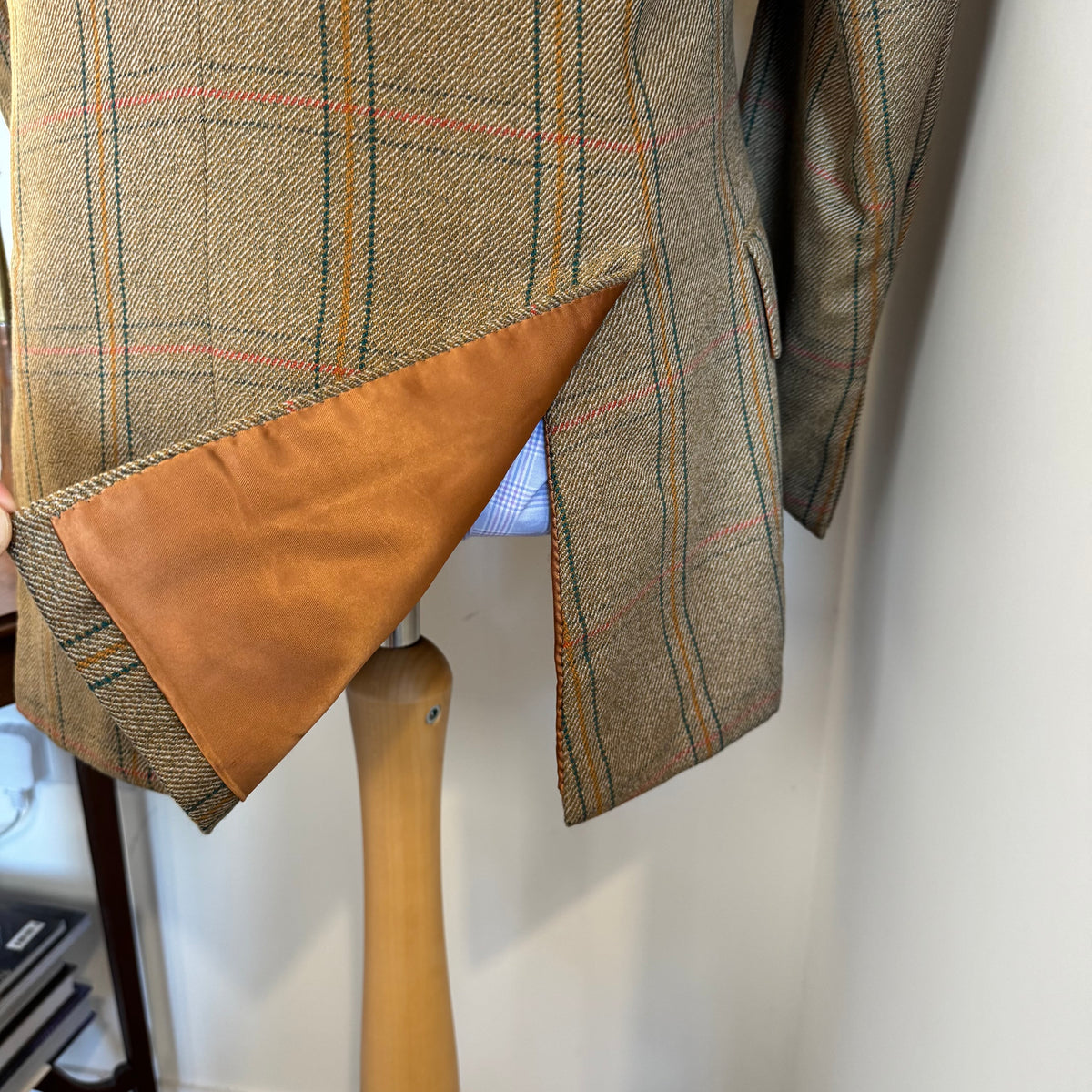 Tom Brown Savile Row Bespoke Tweed Shooting Suit 44”R 36”R
