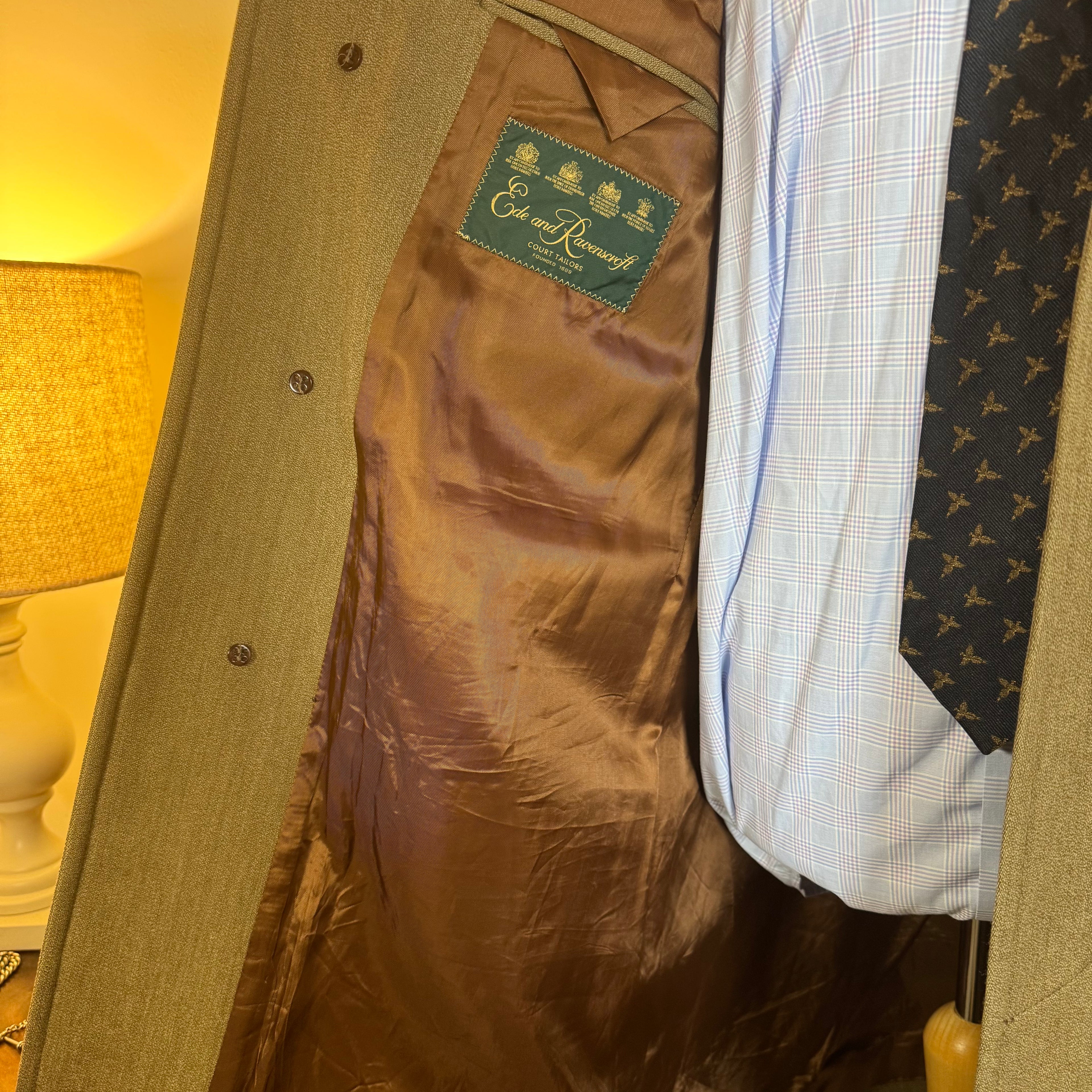 Ede & Ravenscroft Savile Row Fawn Covert Coat 42"R