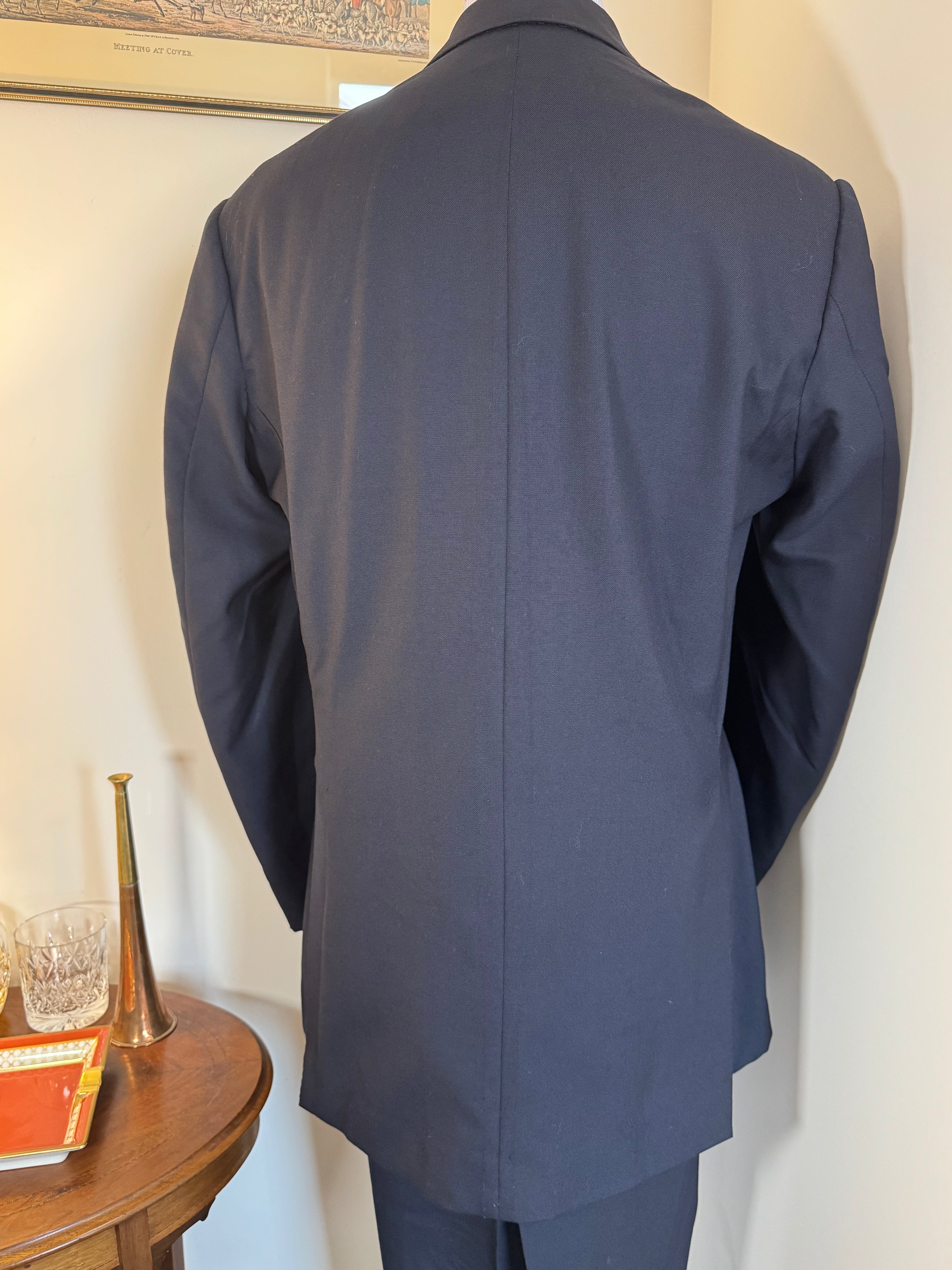 Wells Savile Row Bespoke Navy Plain Weave Wool Suit 44"L 40"L