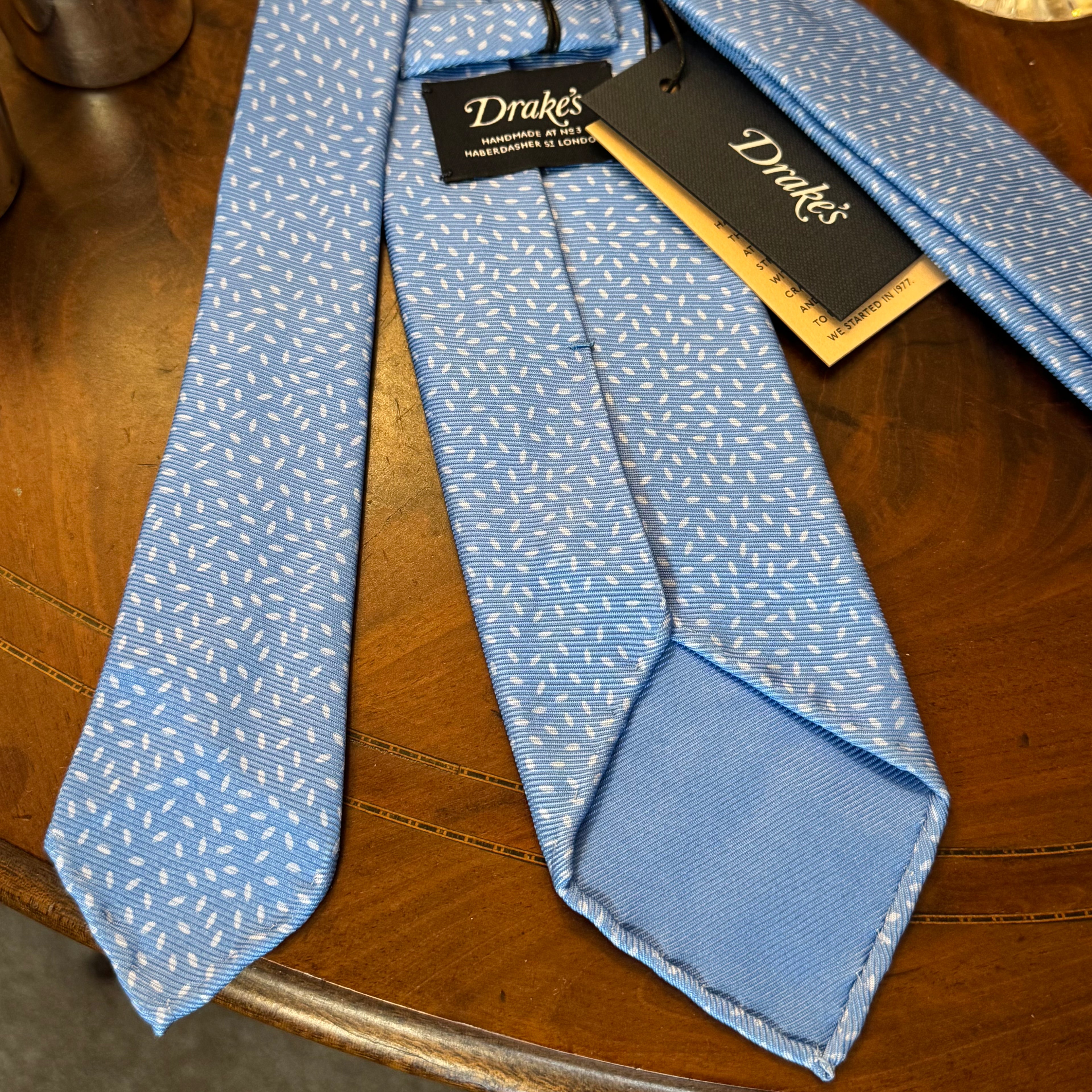 Drake’s Unlined Hand Rolled Light Blue Silk Tie Brand New