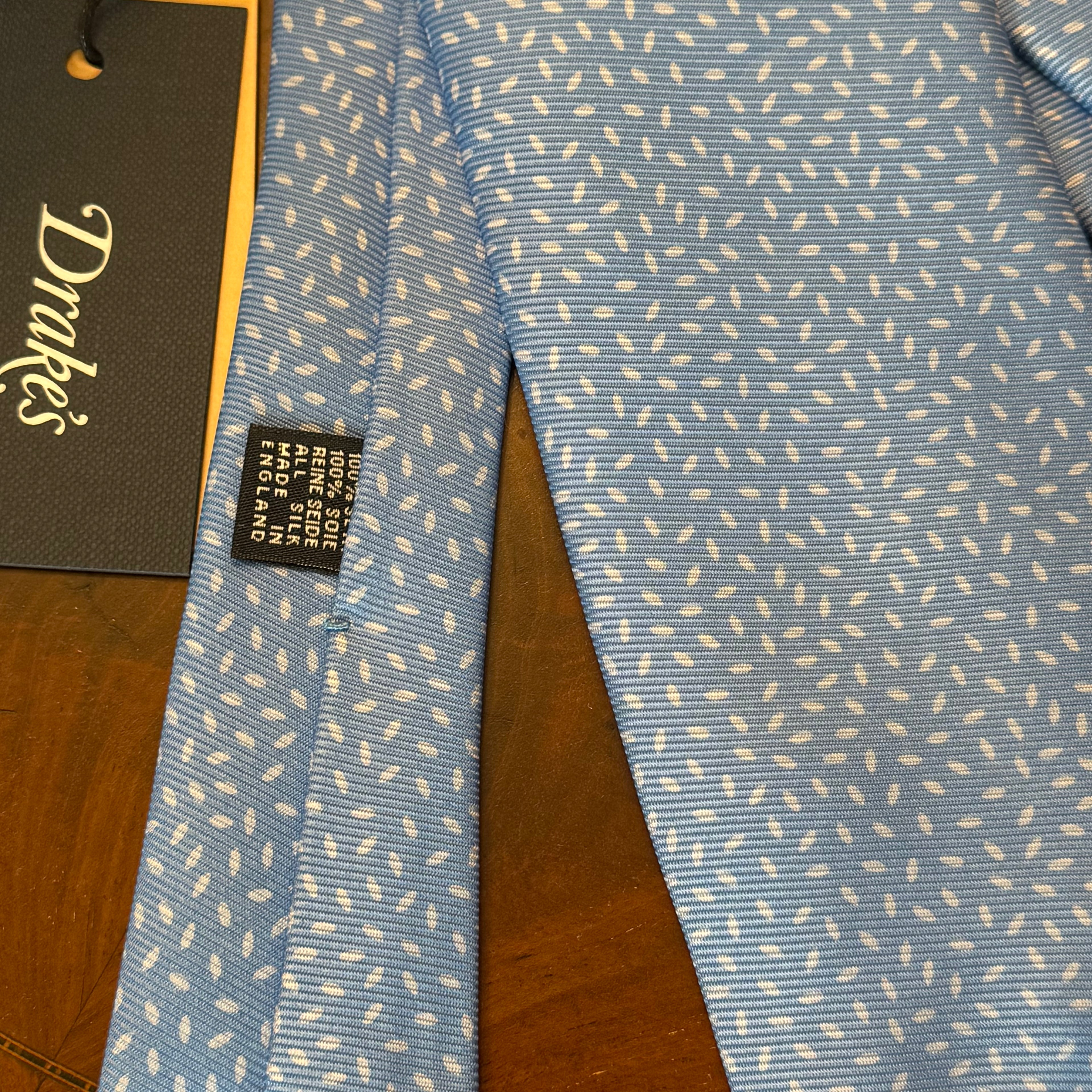 Drake’s Unlined Hand Rolled Light Blue Silk Tie Brand New